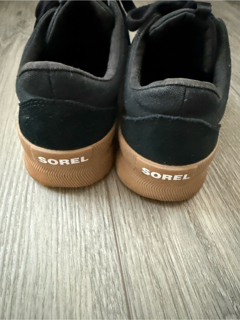 Sorel black and cream sneakers - Picture 4 of 7
